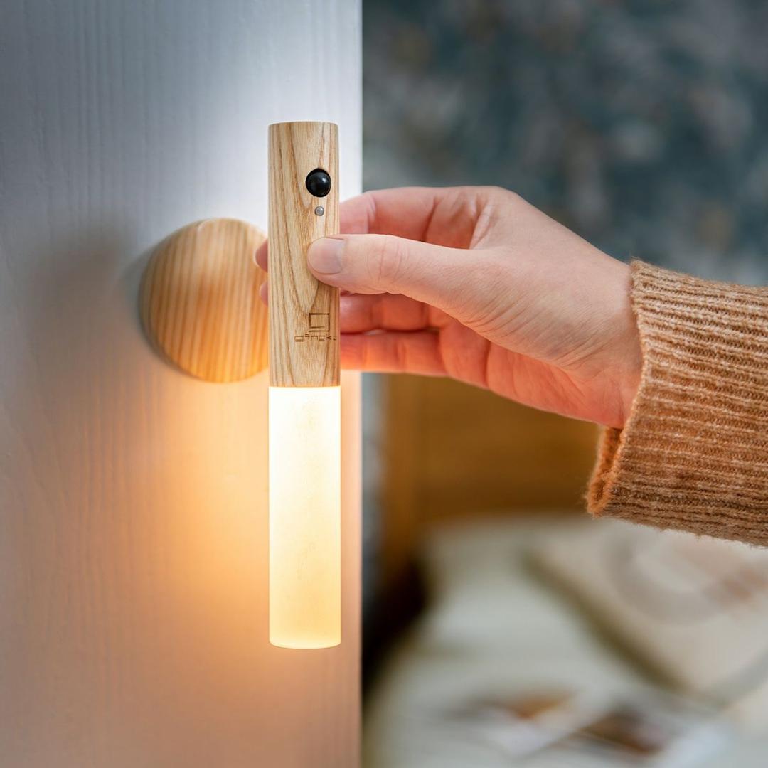 LumiSense™ – Lampe Automatique Intelligente Sans Interrupteur
