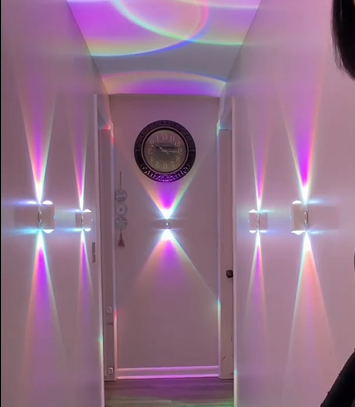 LumaSense — L’applique murale intelligente qui transforme l’ambiance de ta pièce